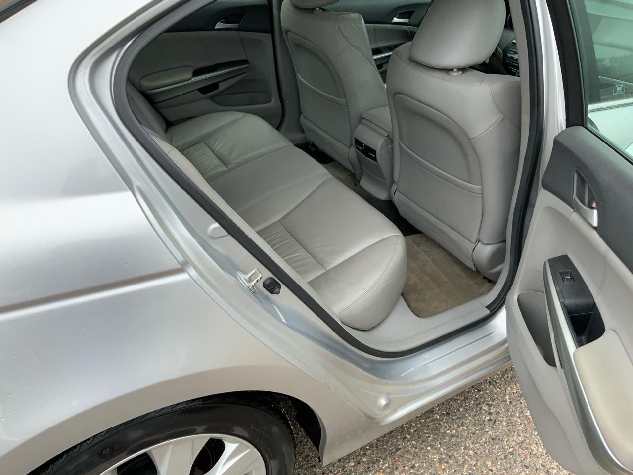 Honda Accord EX-L Sedan AT 2010