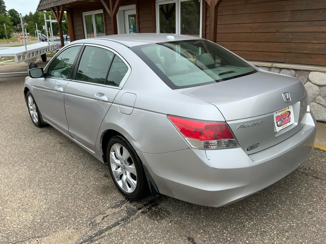 Honda Accord EX-L Sedan AT 2010