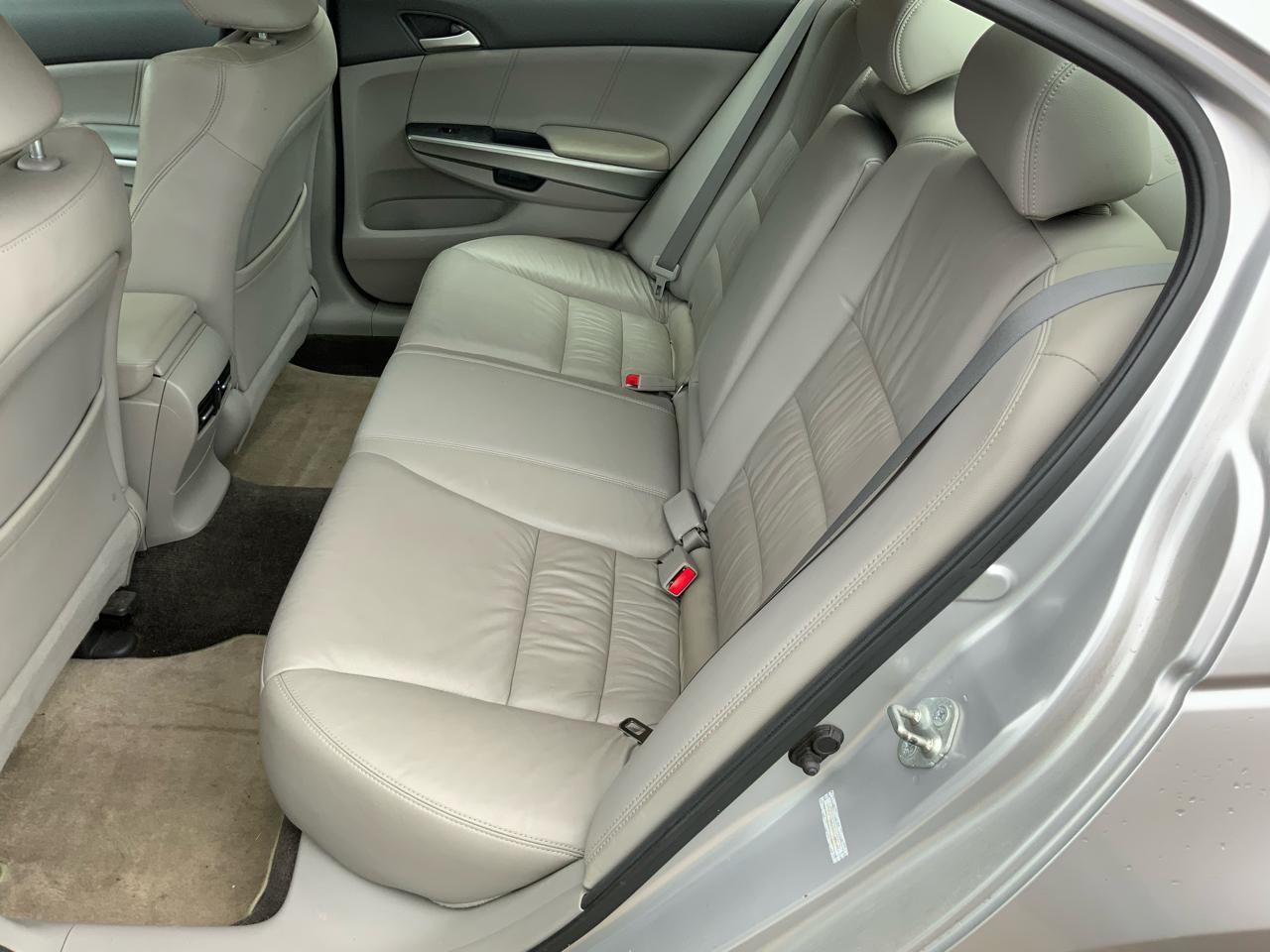 Honda Accord EX-L Sedan AT 2010