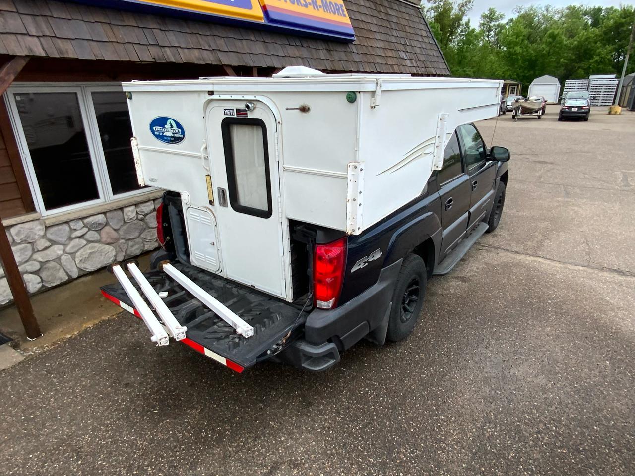 Chevrolet Avalanche 1500 4WD 2004