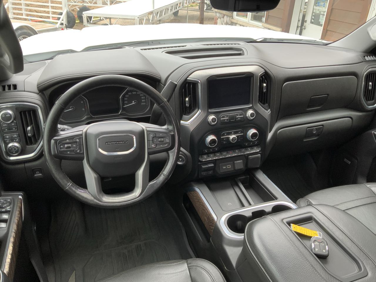 GMC Sierra 2500HD Denali Crew Cab 4WD 2021
