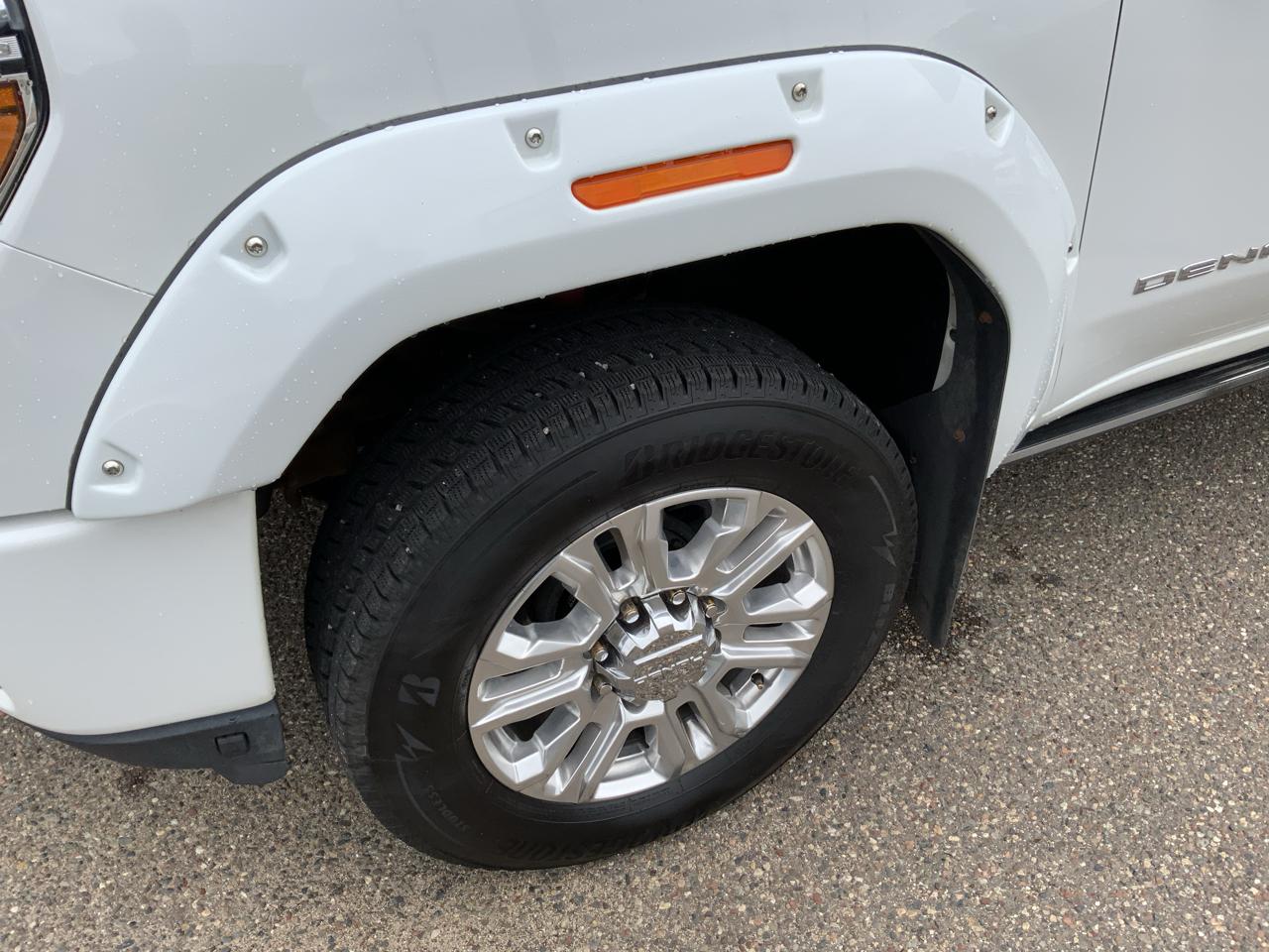 GMC Sierra 2500HD Denali Crew Cab 4WD 2021