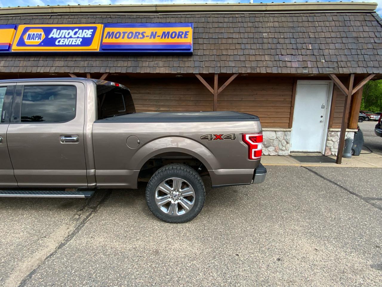 Ford F-150 4WD SuperCrew 157" XLT w/HD Payload Pkg 2018