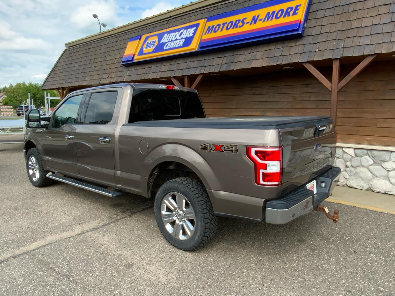 Ford F-150 4WD SuperCrew 157" XLT w/HD Payload Pkg 2018