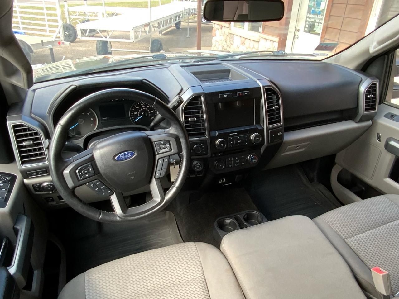 Ford F-150 4WD SuperCrew 157" XLT w/HD Payload Pkg 2018