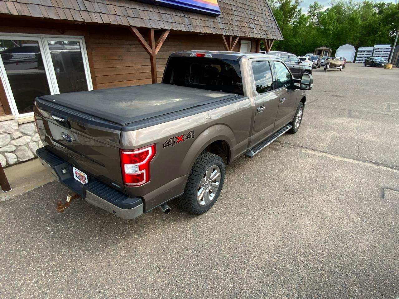 Ford F-150 4WD SuperCrew 157" XLT w/HD Payload Pkg 2018