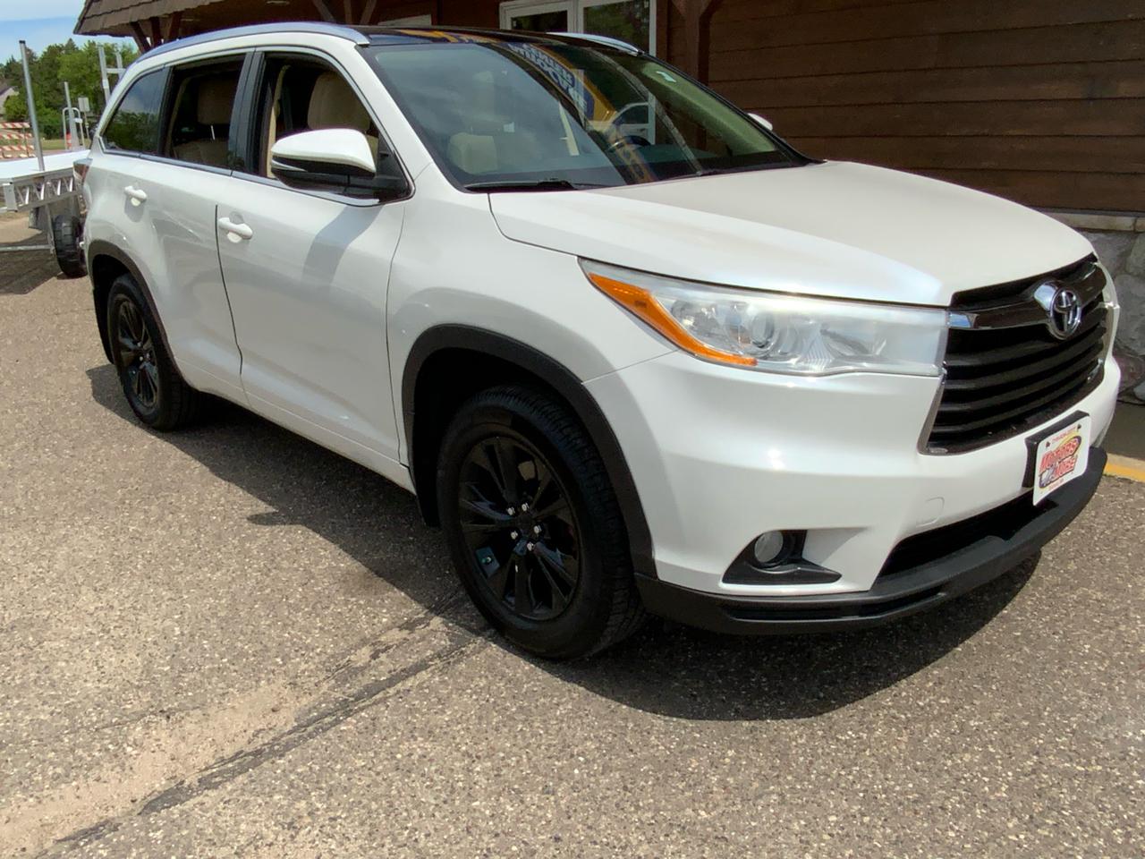 Toyota Highlander XLE AWD V6 2014