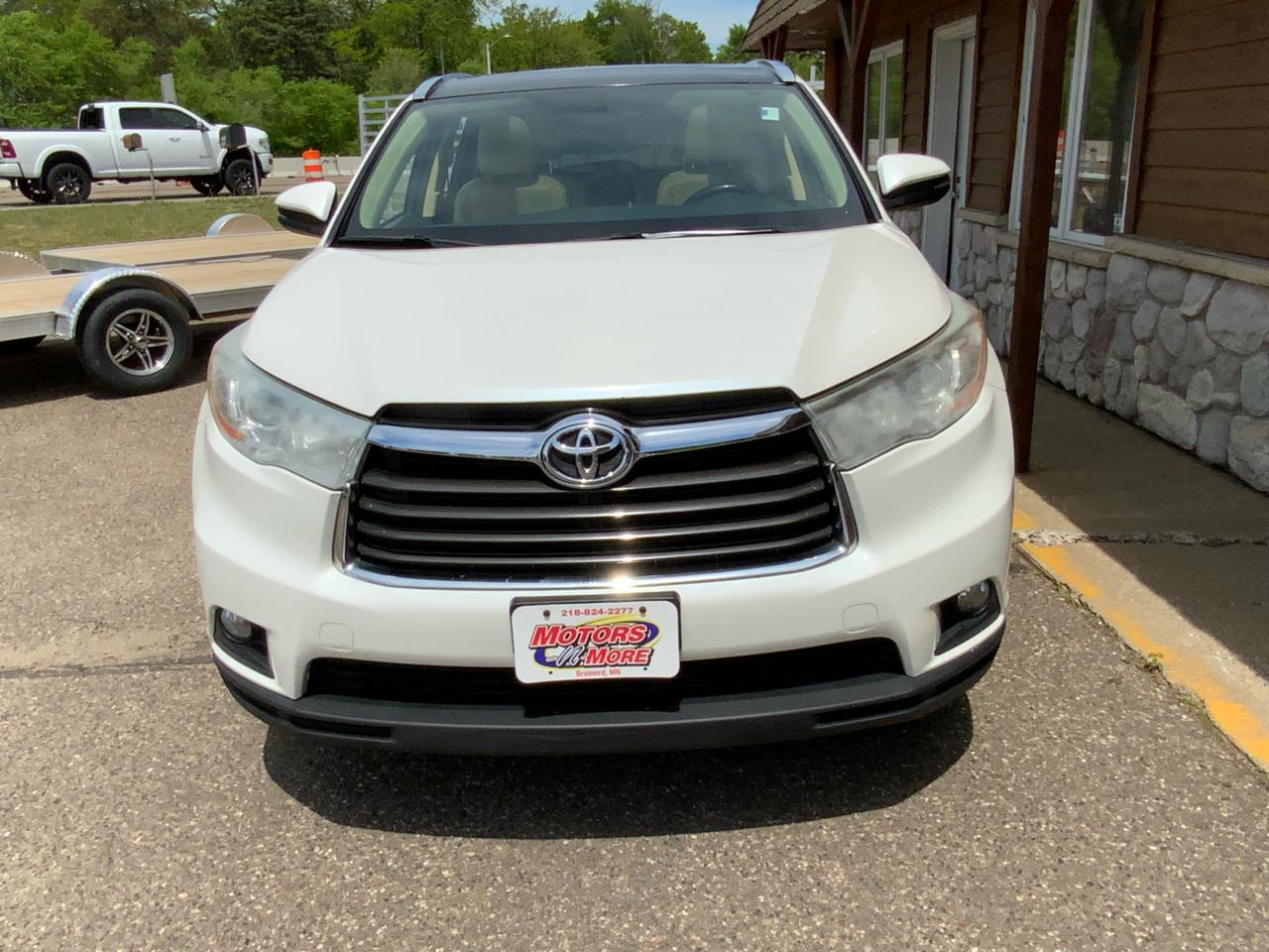 Toyota Highlander XLE AWD V6 2014