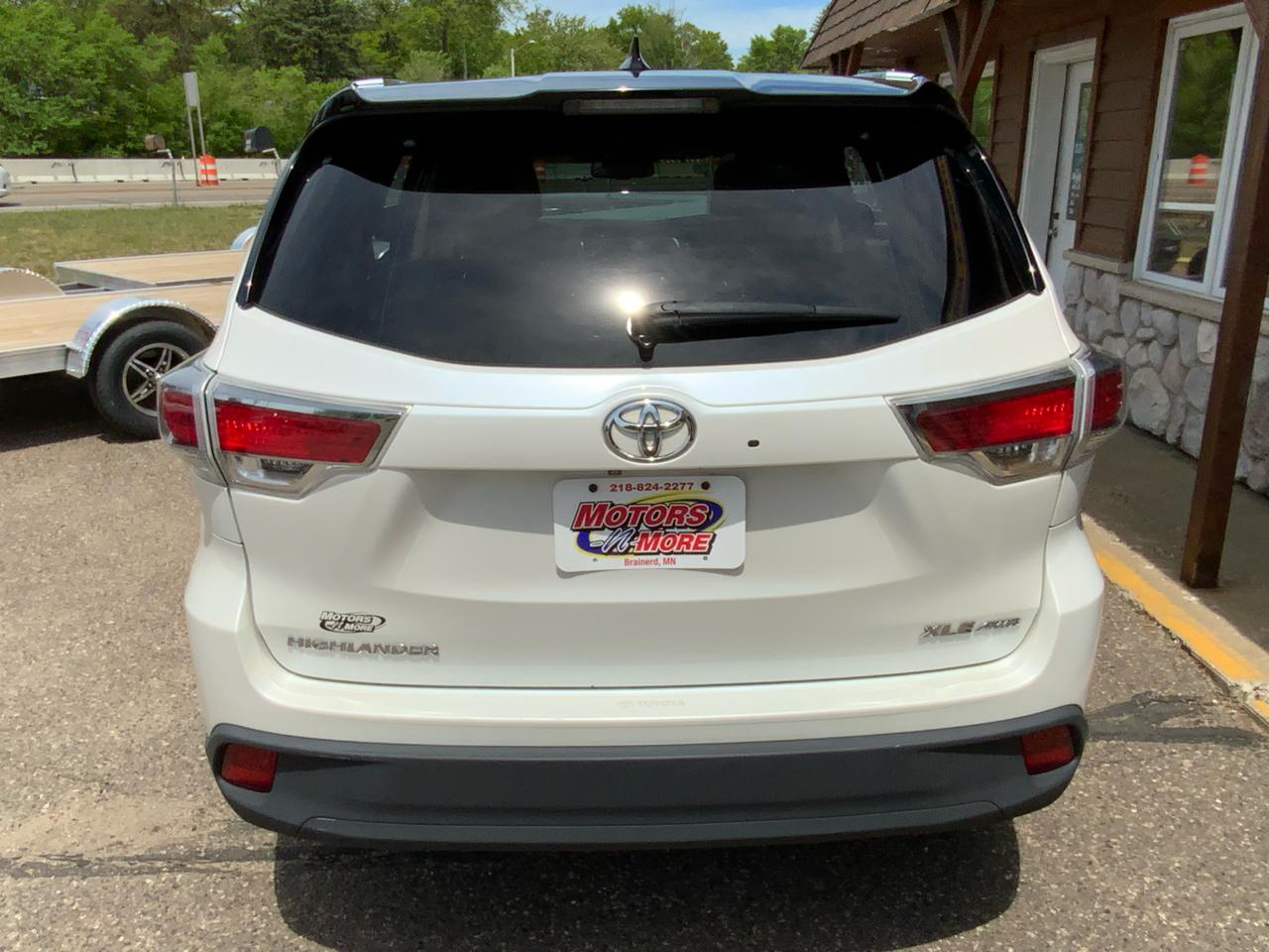 Toyota Highlander XLE AWD V6 2014