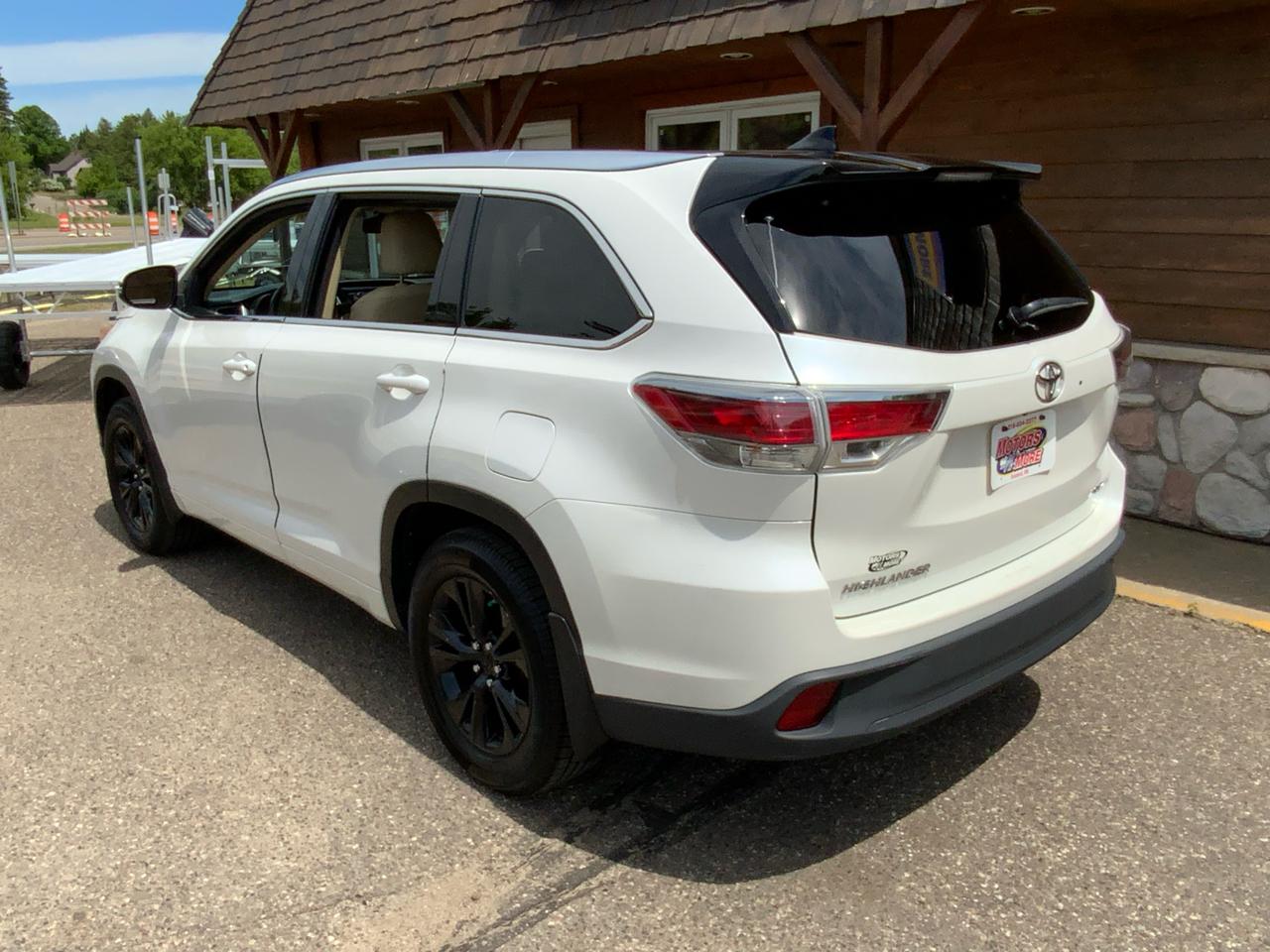 Toyota Highlander XLE AWD V6 2014