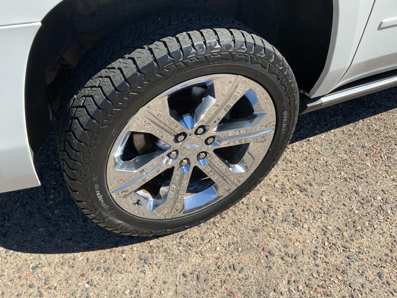 Chevrolet Suburban Premier 4WD 2020