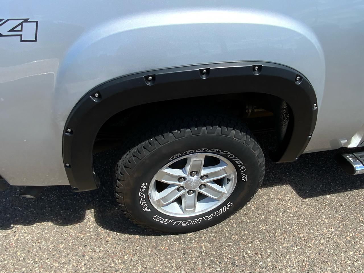 GMC Sierra 1500 SLE Crew Cab 4WD 2012