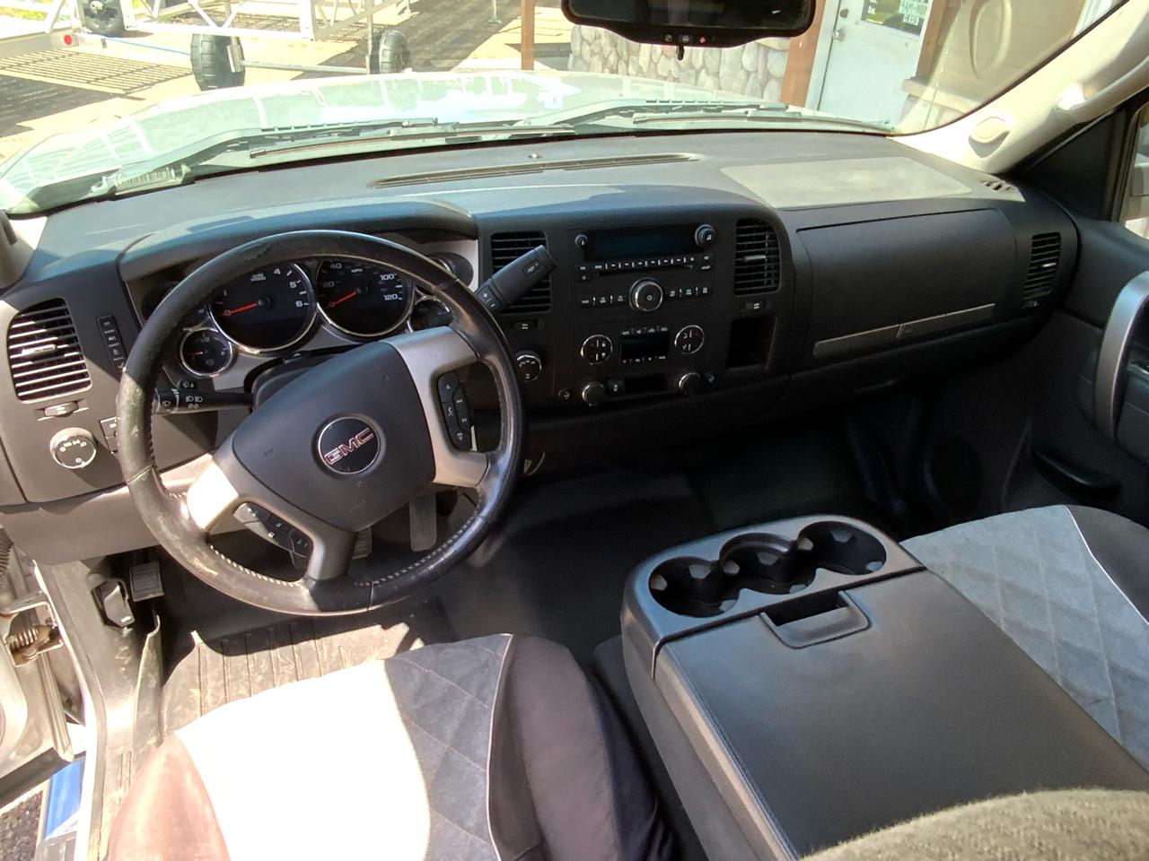 GMC Sierra 1500 SLE Crew Cab 4WD 2012
