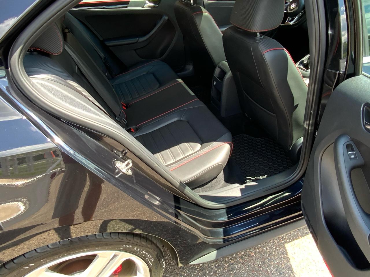 Volkswagen Jetta  2015