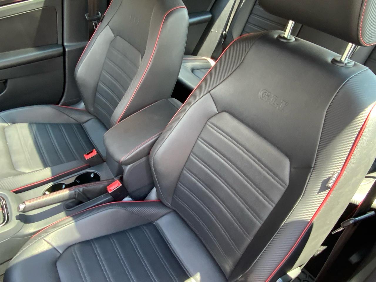 Volkswagen Jetta  2015