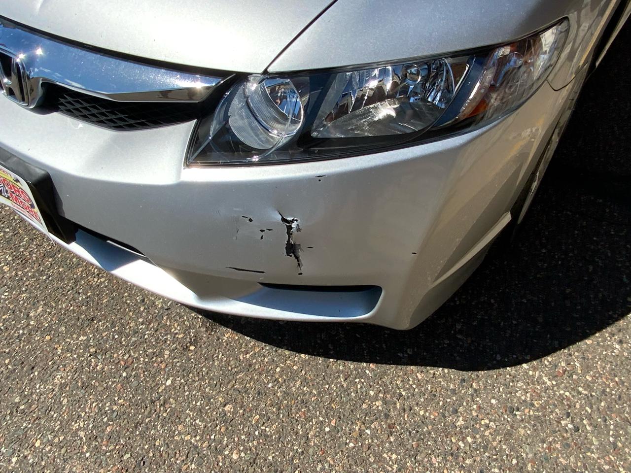 Honda Civic LX Sedan 5-Speed AT 2011