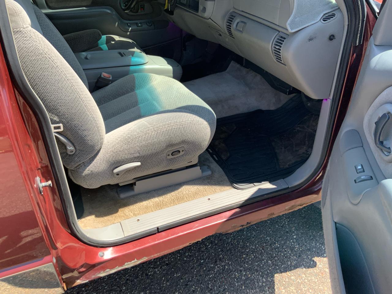 Chevrolet Tahoe 2-Door 4WD 1998