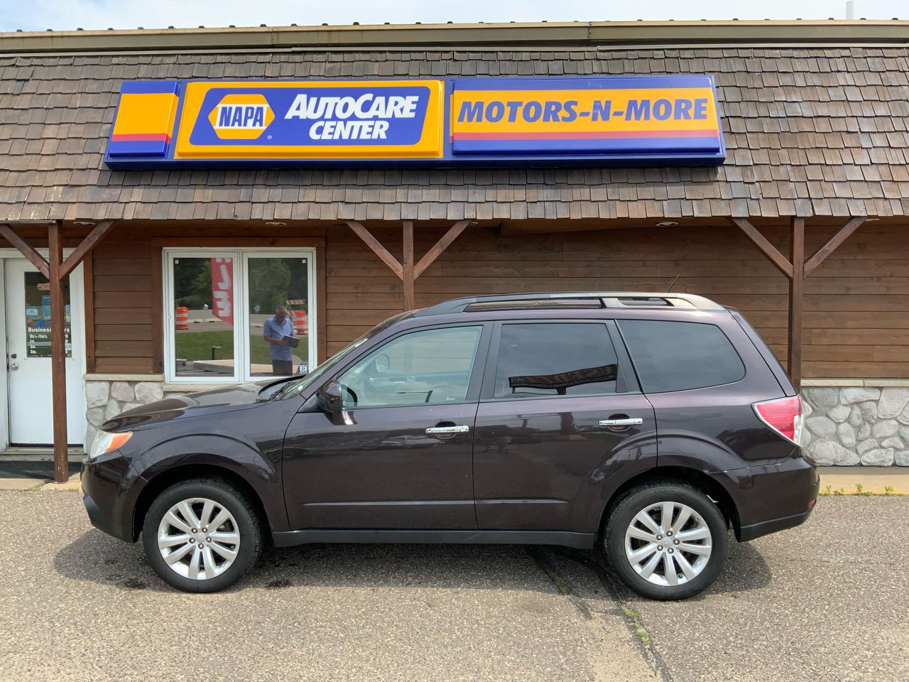Subaru Forester 2.5X Premium 2013