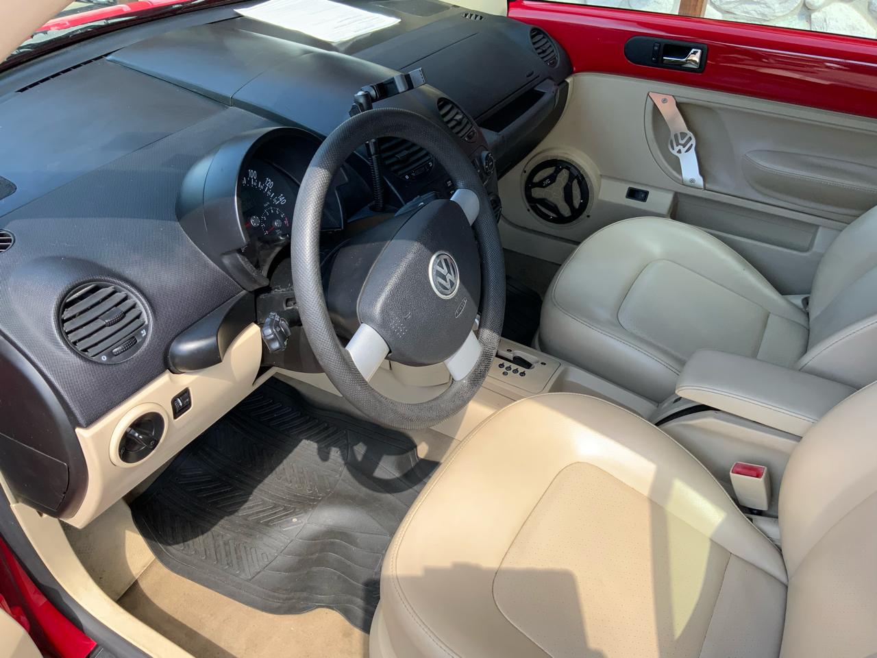 Volkswagen New Beetle GLS 2.0L Convertible 2004