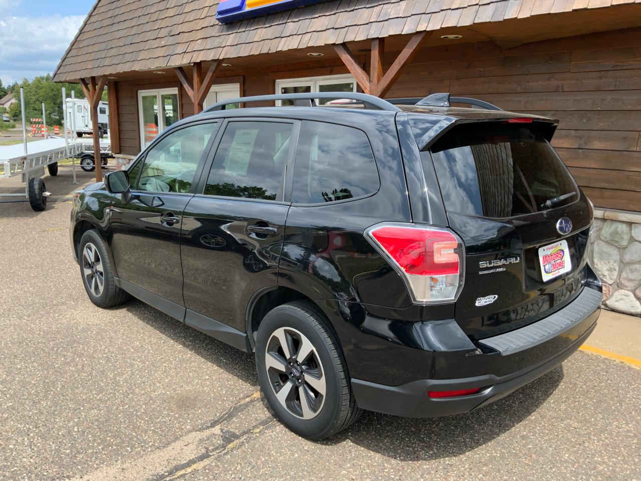 Subaru Forester 2.5i Premium PZEV CVT 2017