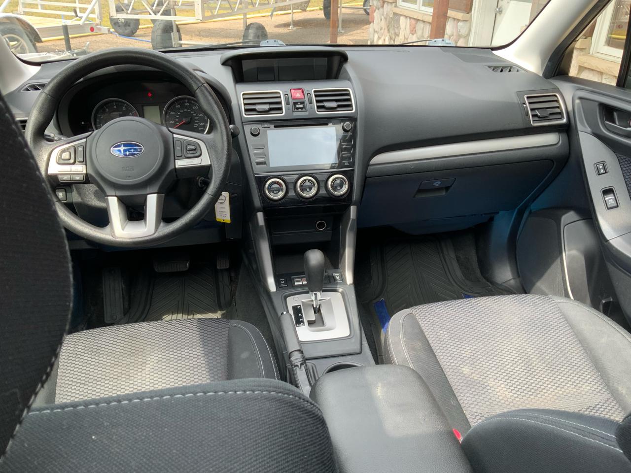 Subaru Forester 2.5i Premium PZEV CVT 2017