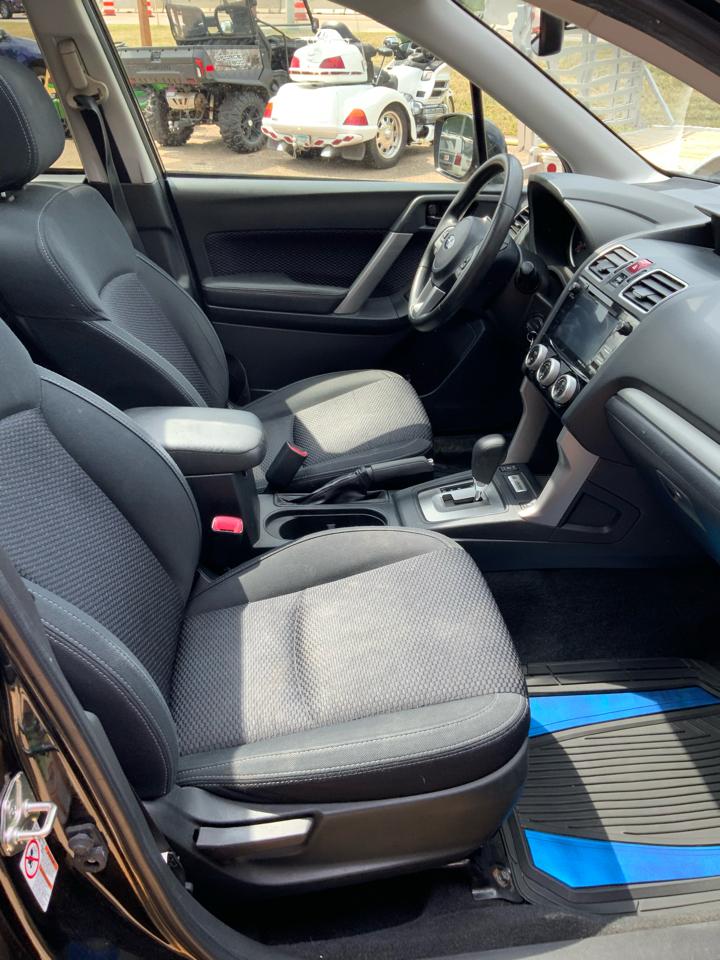 Subaru Forester 2.5i Premium PZEV CVT 2017