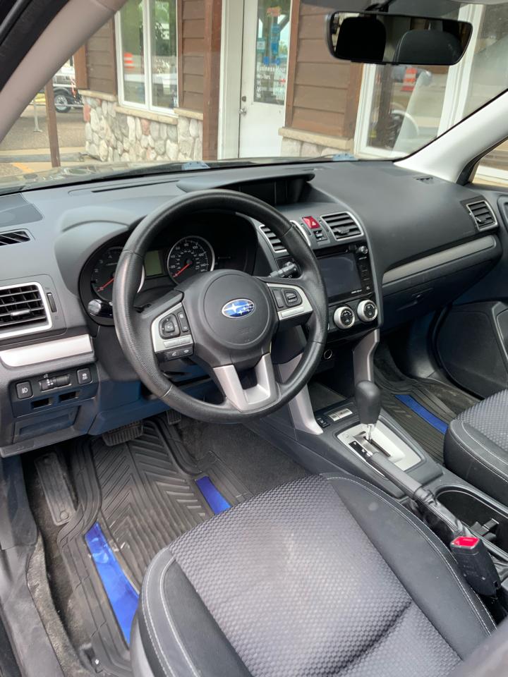 Subaru Forester 2.5i Premium PZEV CVT 2017