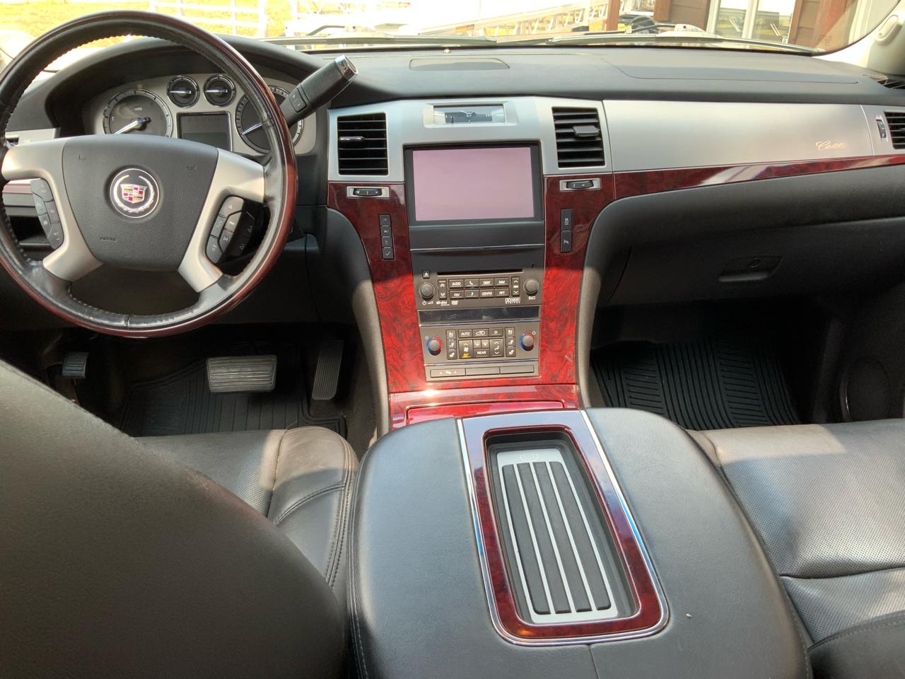 Cadillac Escalade AWD Luxury 2013