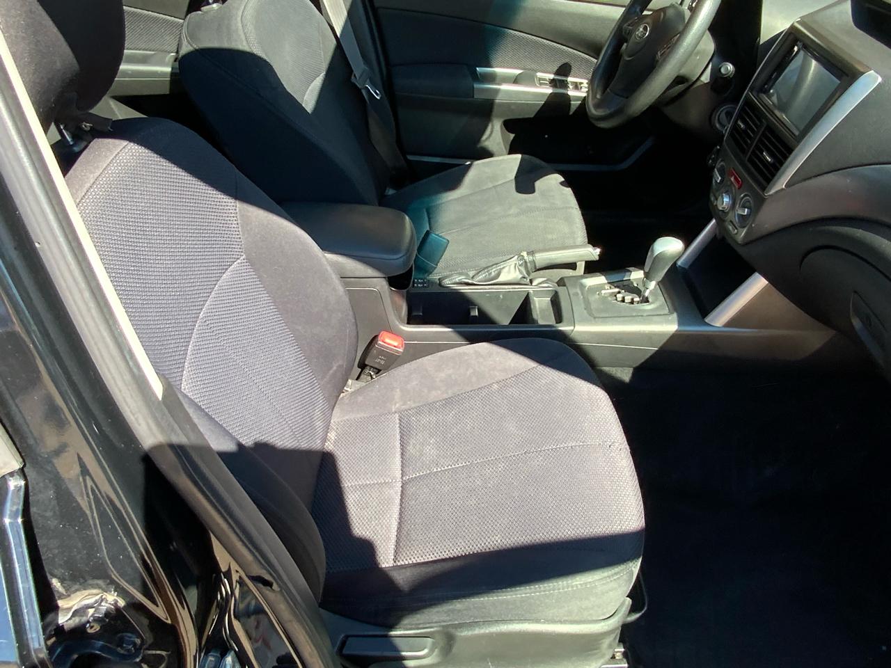Subaru Forester 2.5X Premium 2011