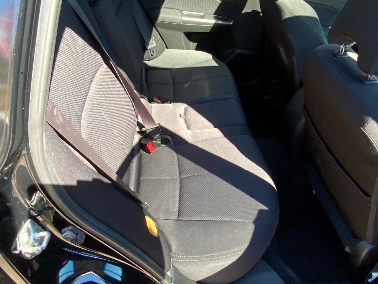 Subaru Forester 2.5X Premium 2011