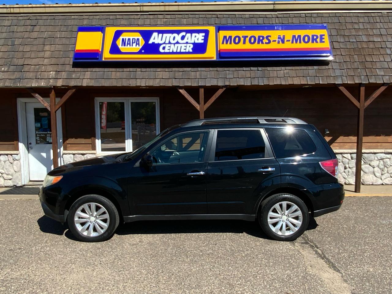 Subaru Forester 2.5X Premium 2011