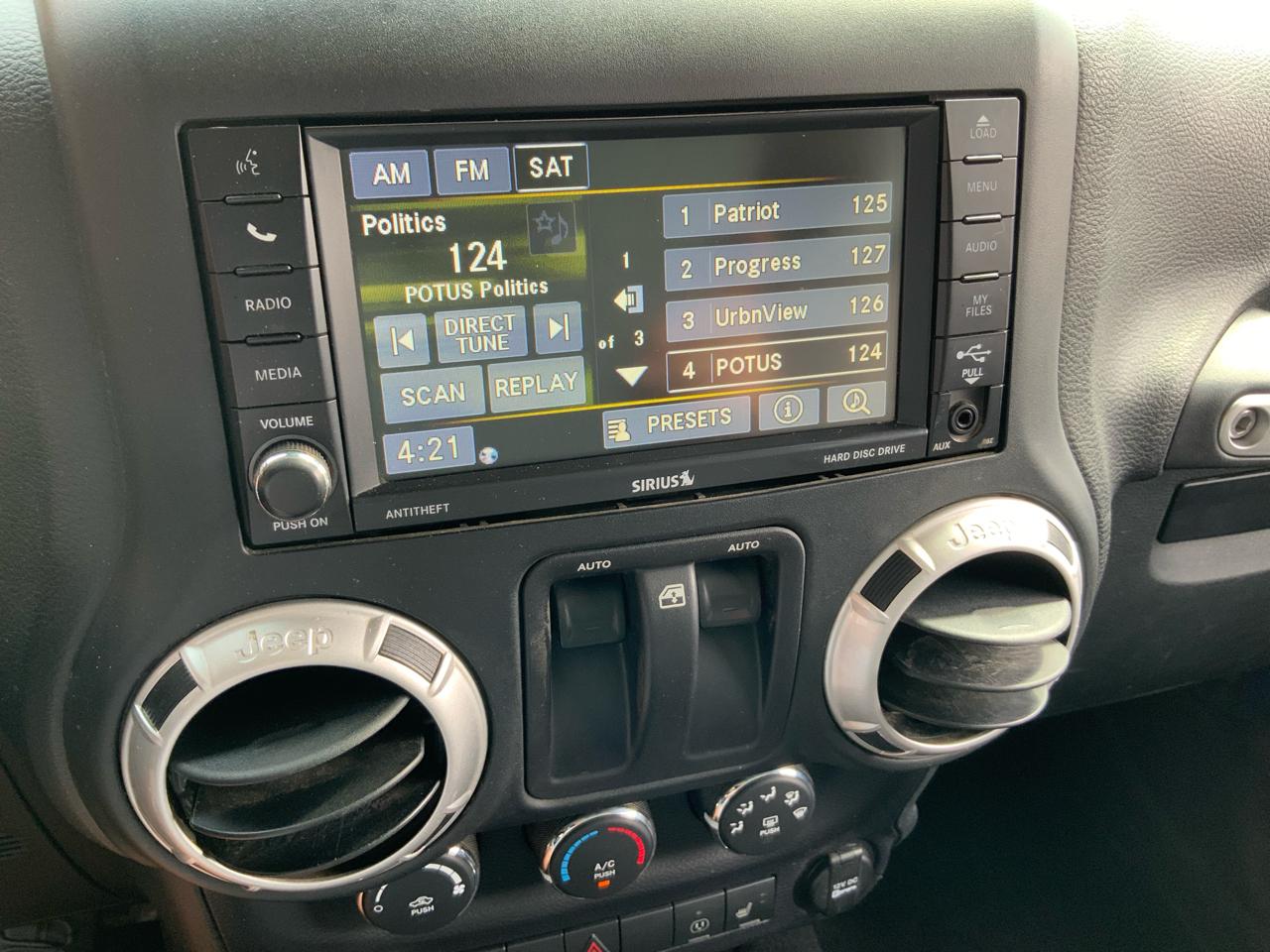 Jeep Wrangler Sport 4WD 2015
