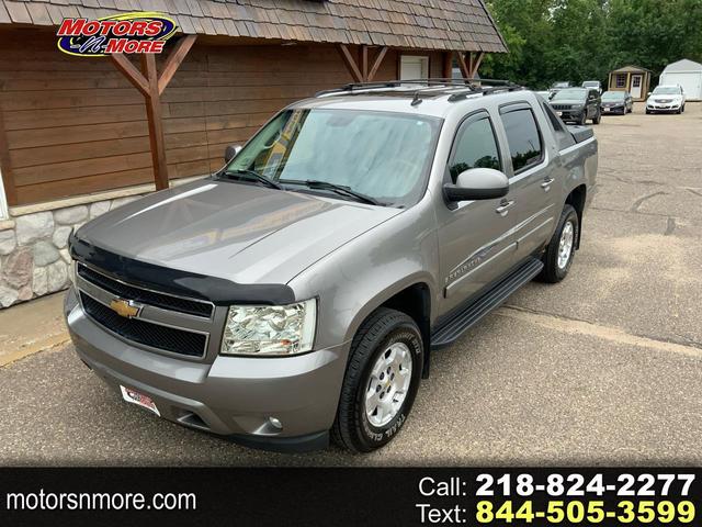 Gray 2007 Chevrolet Avalanche Pickup Truck Four-Wheel Drive Automatic