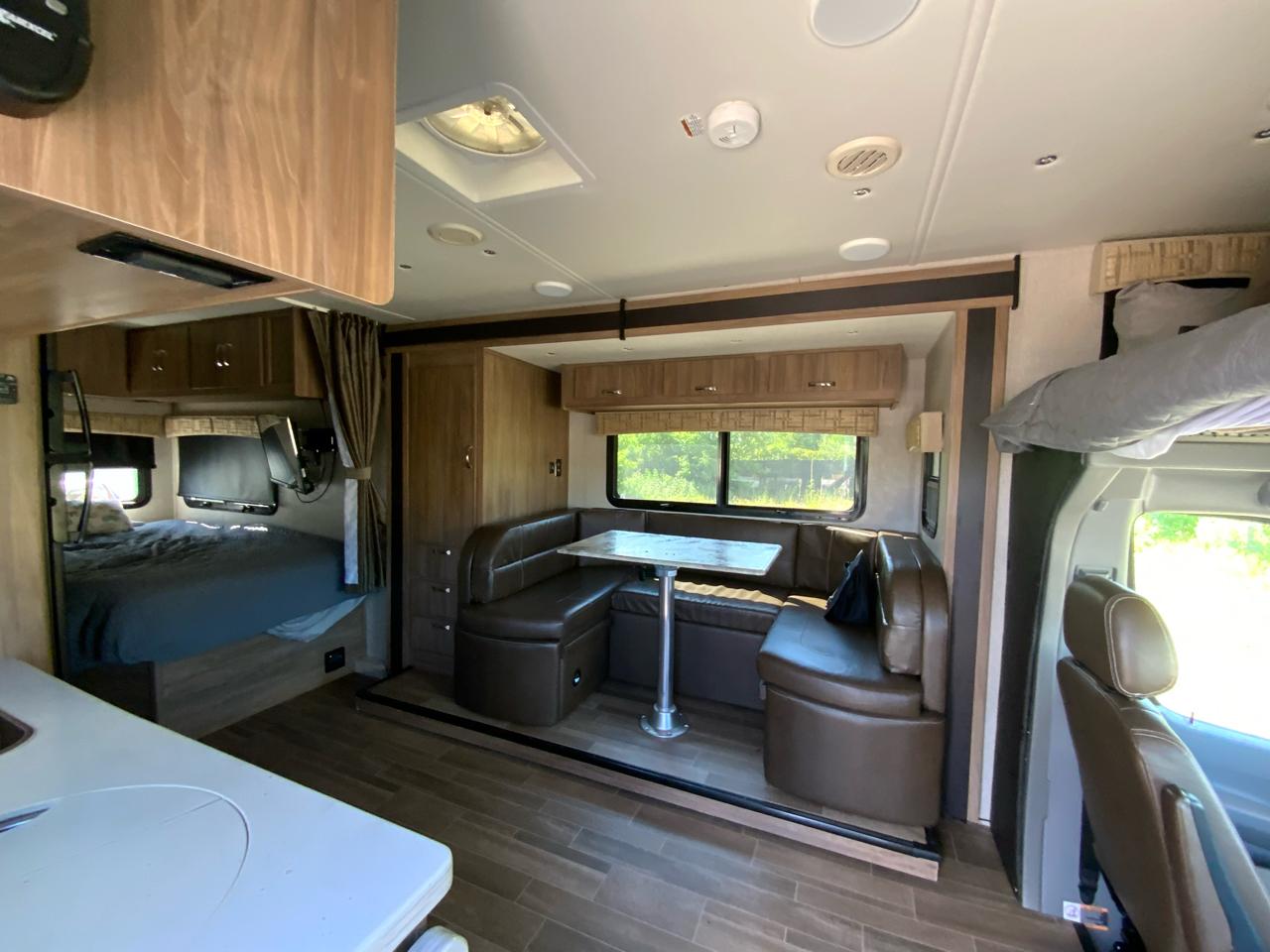 Mercedes-Benz Sprinter 3500 170-in. WB 2017