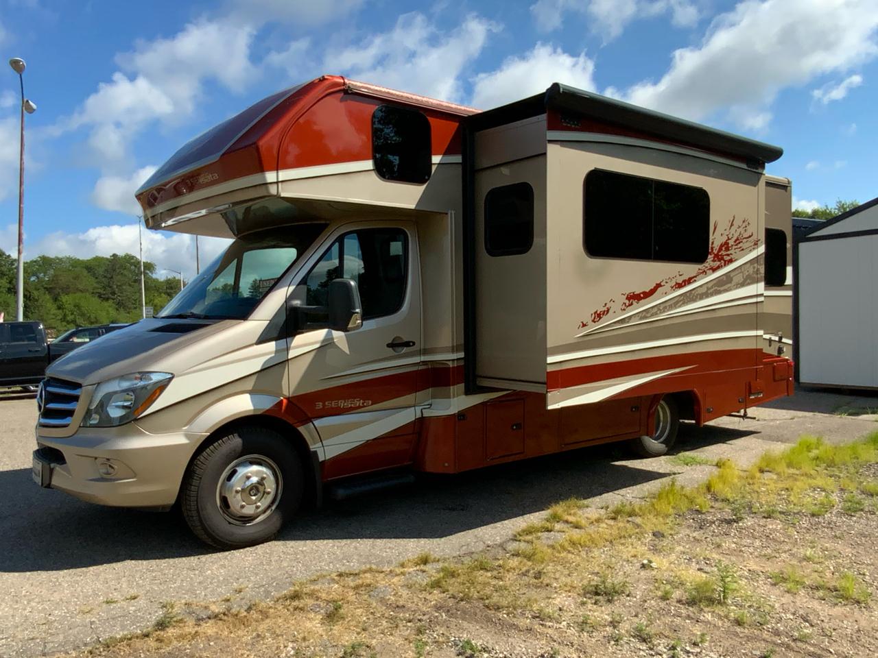 Mercedes-Benz Sprinter 3500 170-in. WB 2017