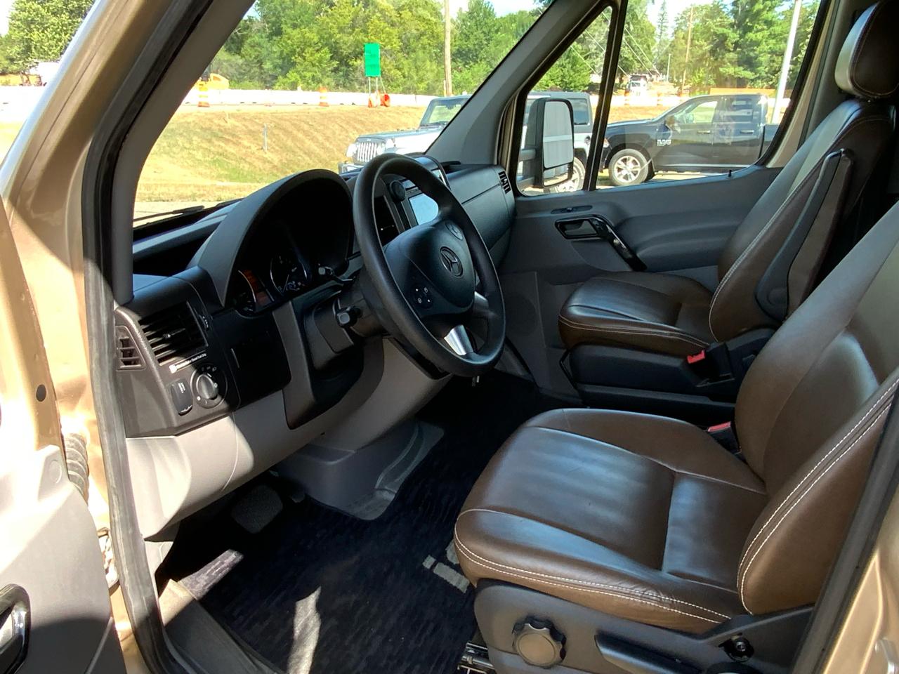 Mercedes-Benz Sprinter 3500 170-in. WB 2017