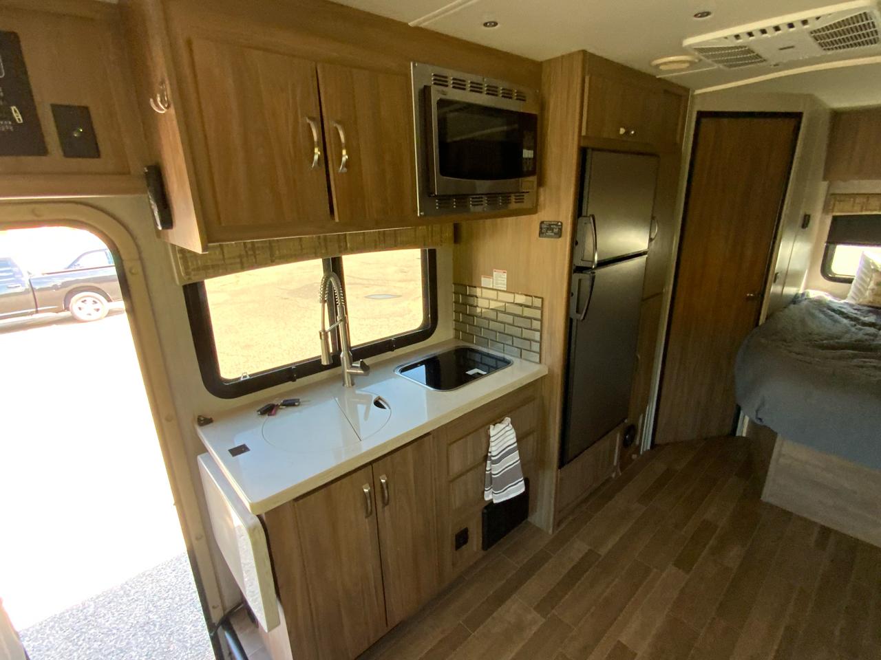 Mercedes-Benz Sprinter 3500 170-in. WB 2017