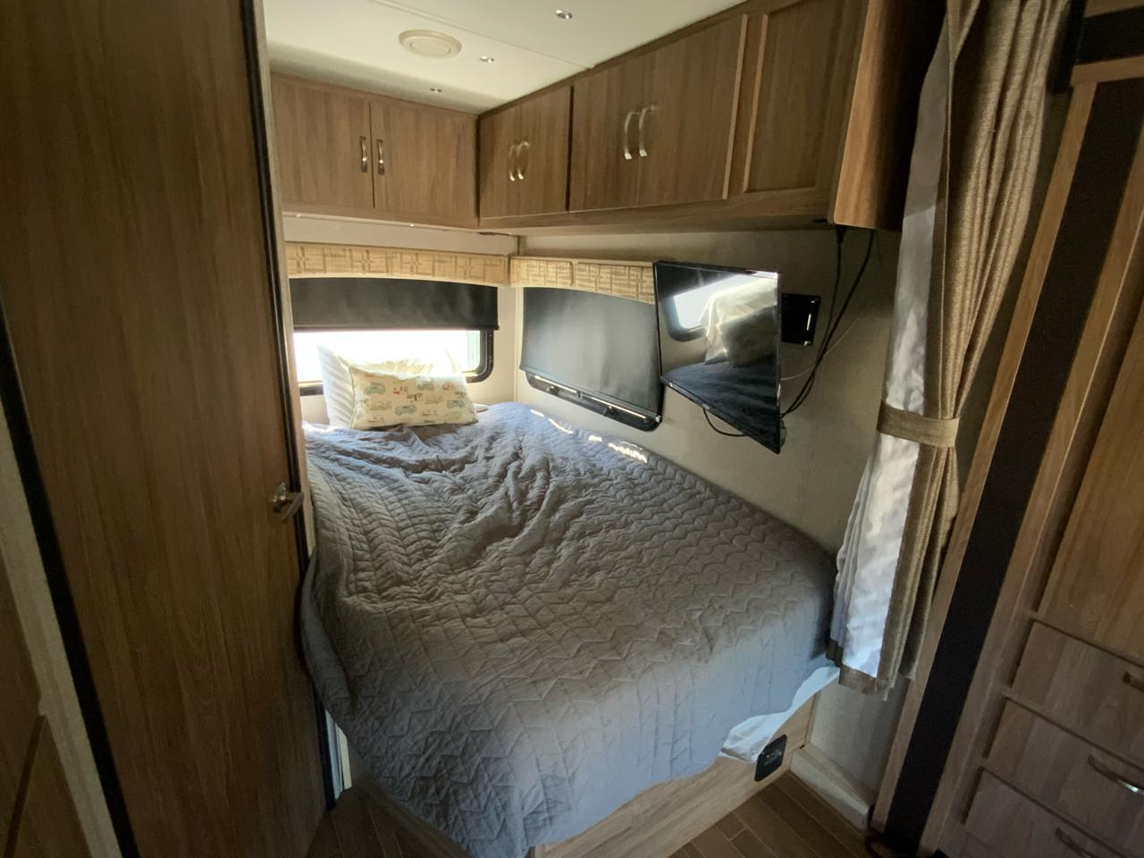 Mercedes-Benz Sprinter 3500 170-in. WB 2017