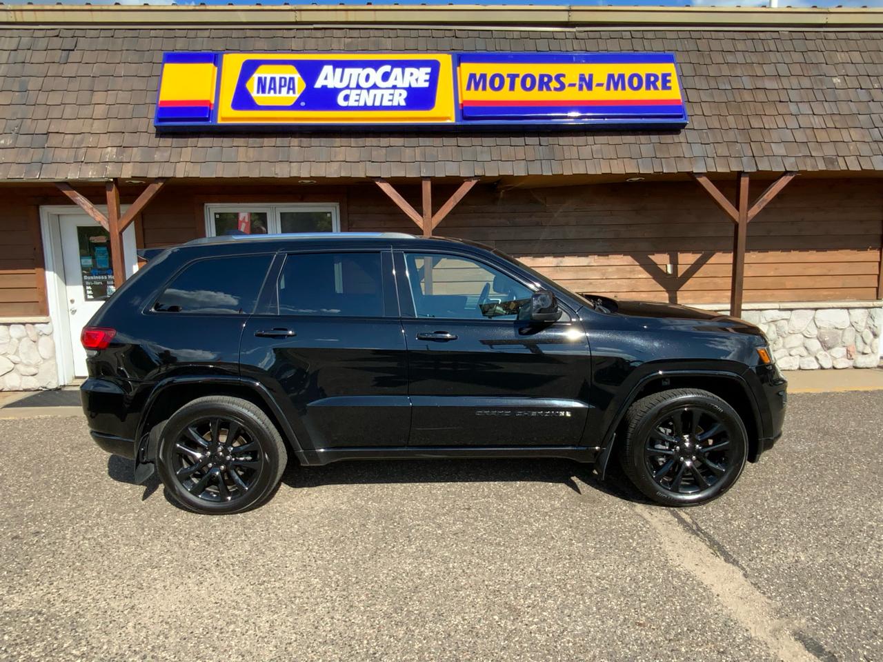 Jeep Grand Cherokee Laredo 4WD 2020