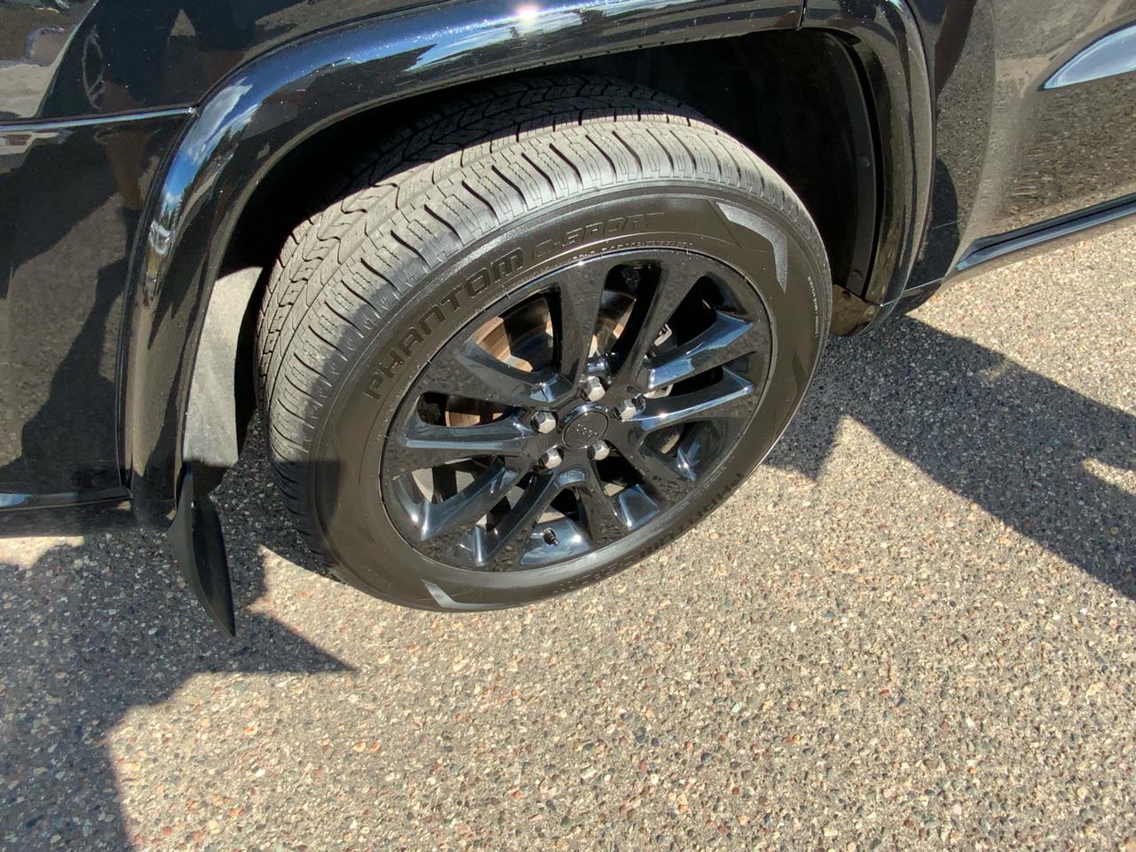 Jeep Grand Cherokee Laredo 4WD 2020