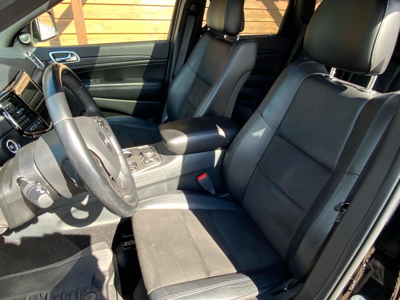 Jeep Grand Cherokee Laredo 4WD 2020