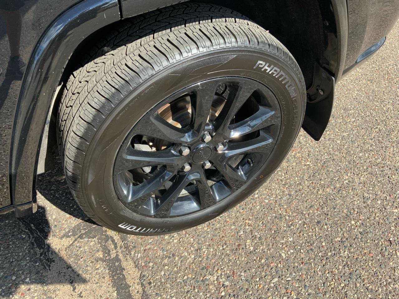 Jeep Grand Cherokee Laredo 4WD 2020
