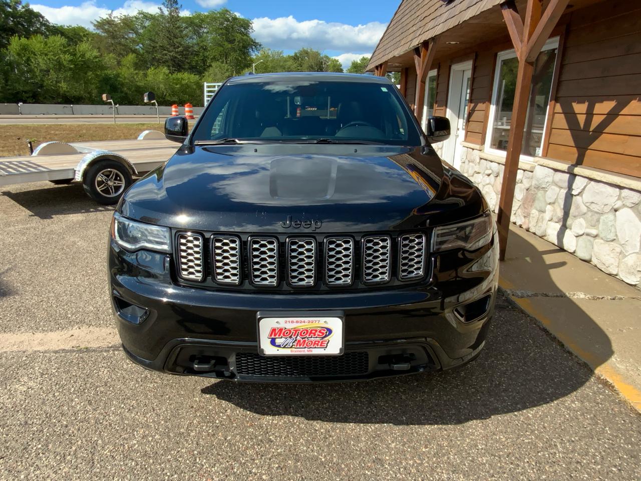 Jeep Grand Cherokee Laredo 4WD 2020