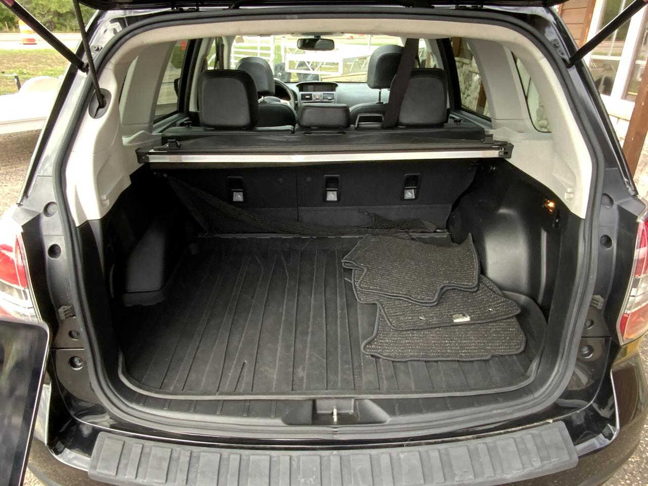 Subaru Forester 2.5i Touring 2014