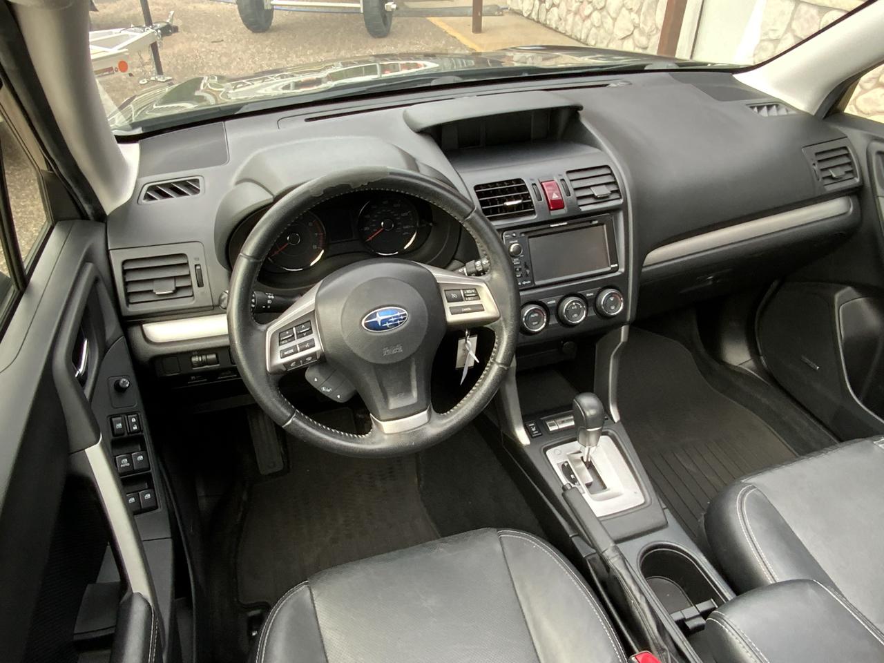 Subaru Forester 2.5i Touring 2014