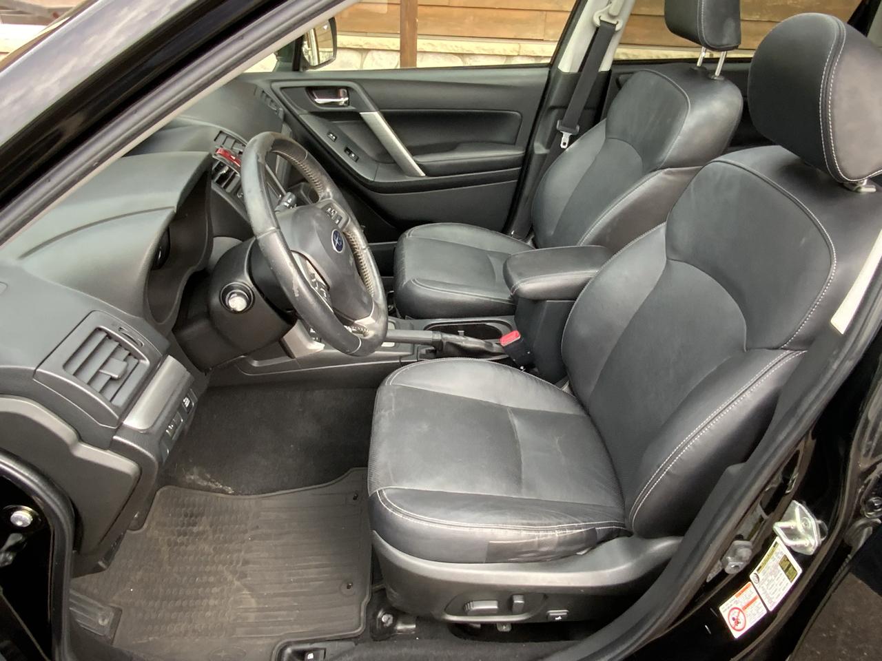 Subaru Forester 2.5i Touring 2014