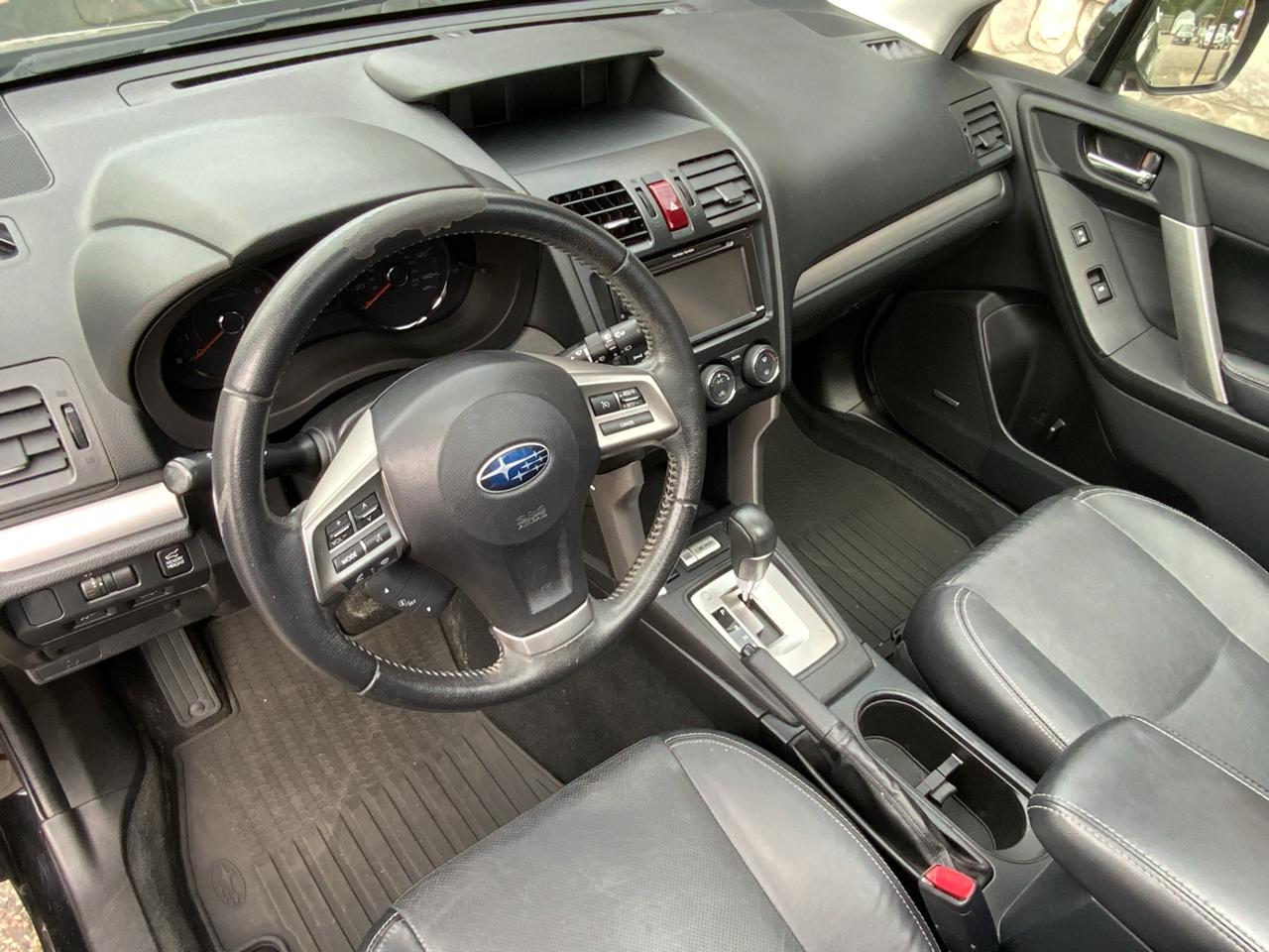 Subaru Forester 2.5i Touring 2014