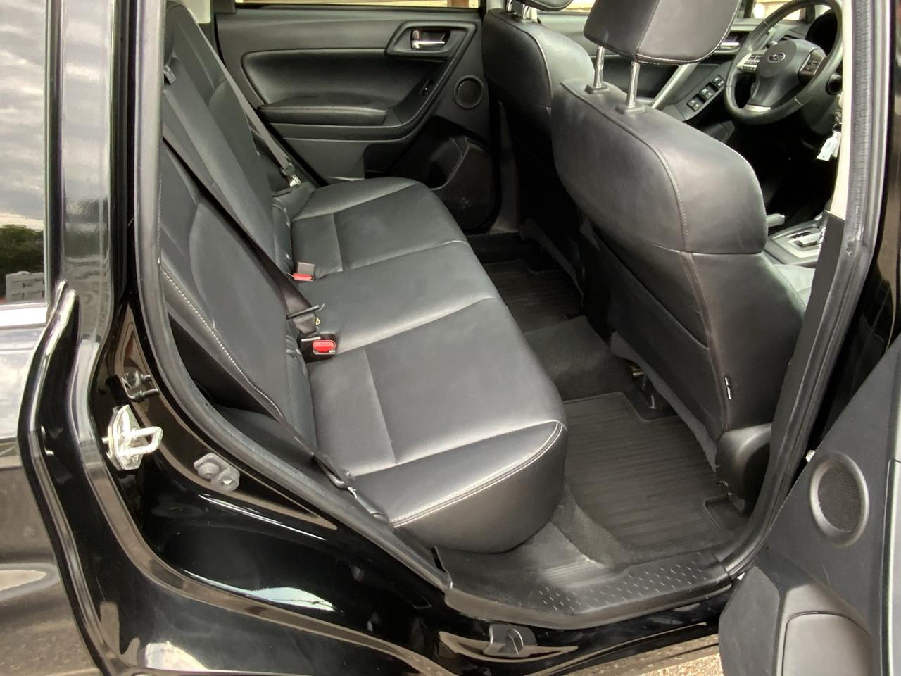 Subaru Forester 2.5i Touring 2014