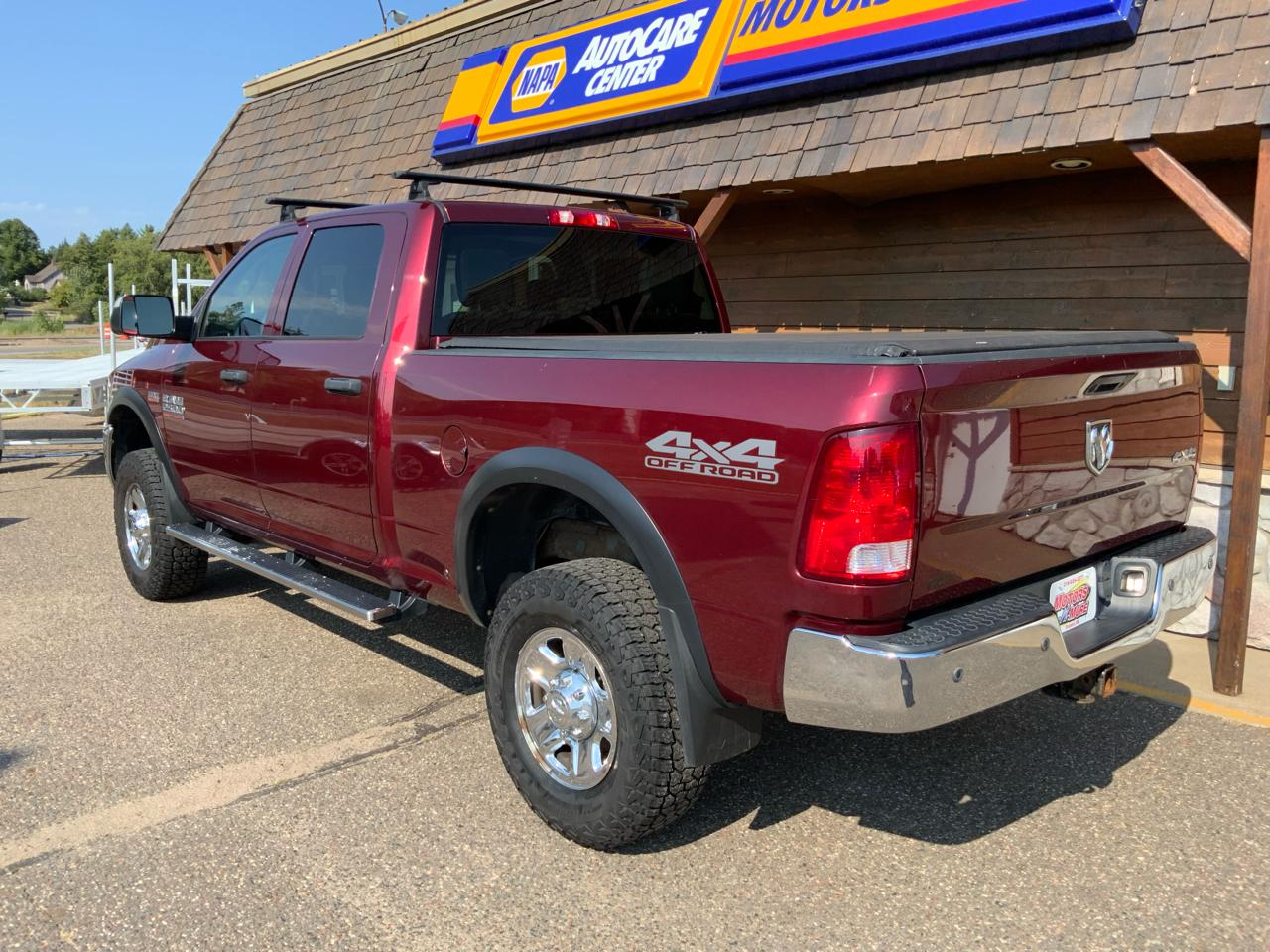 RAM 2500 Tradesman Crew Cab SWB 4WD 2017