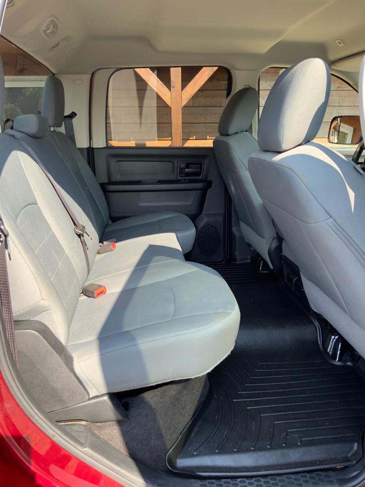 RAM 2500 Tradesman Crew Cab SWB 4WD 2017